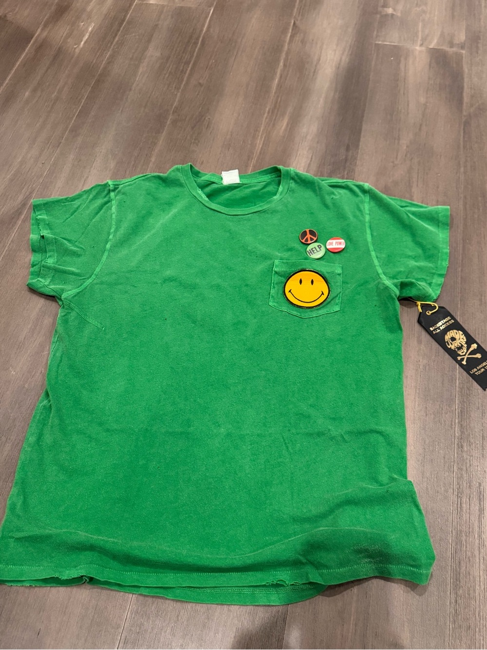 MADEWORN Tshirt
